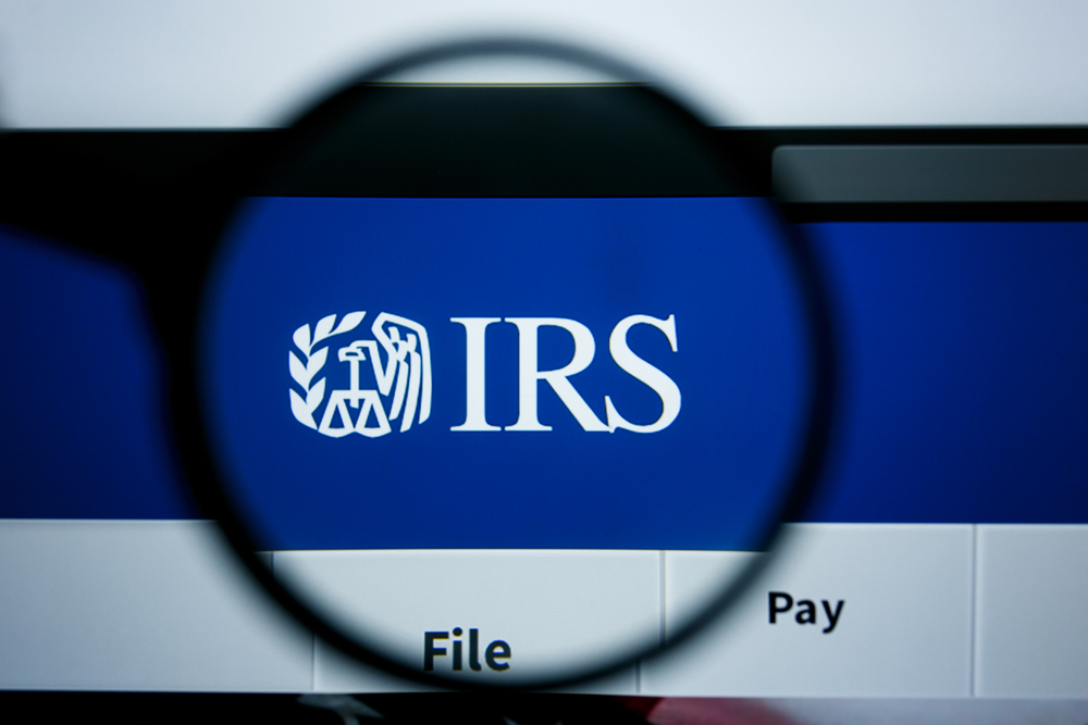 Los Angeles, California, USA - 25 June 2019 Illustrative Editorial of IRS website homepage. IRS logo visible on display screen.